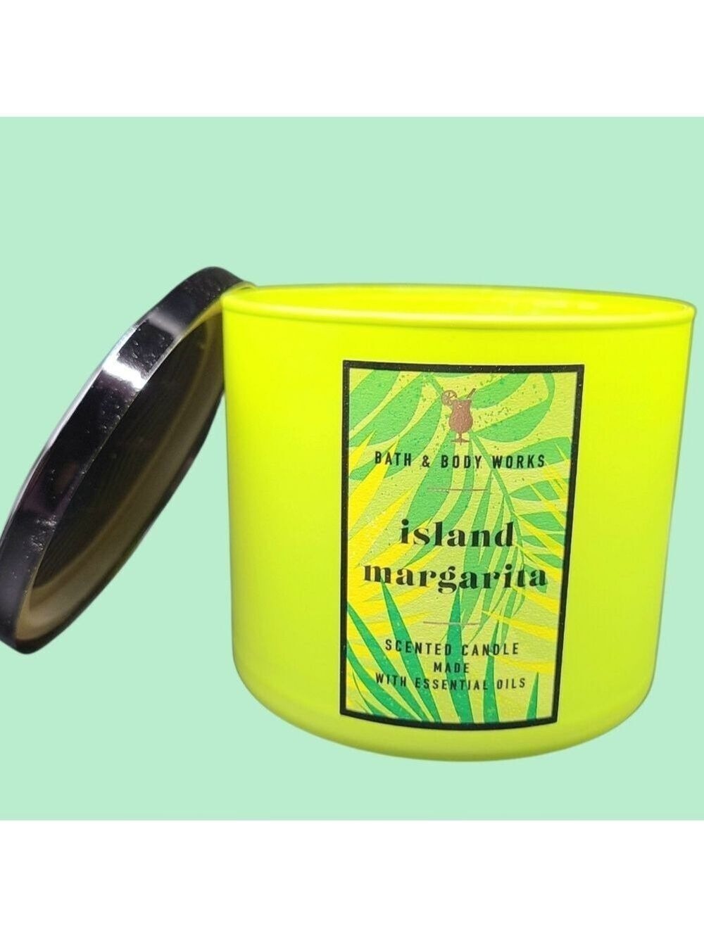 ISLAND MARGARITA 3-WICK CANDLE BY BATH AND BODY WORKS